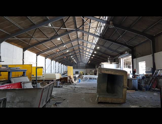 1,225M² FACTORY FOR SALE IN BELLVILLE SOUTH
